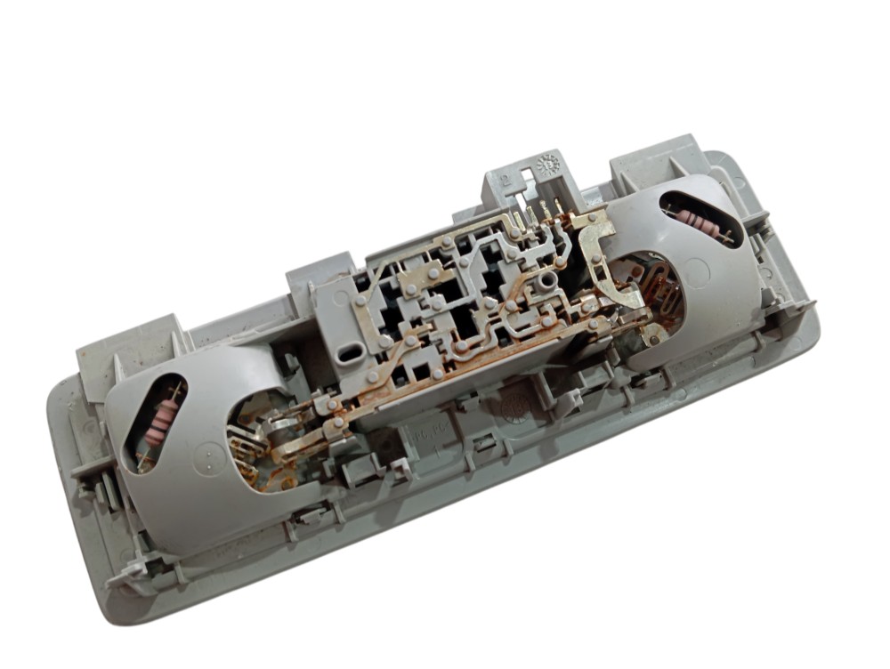 Luz Teto Cortesia Traseiro Vw Golf Highline 2014 V626 2