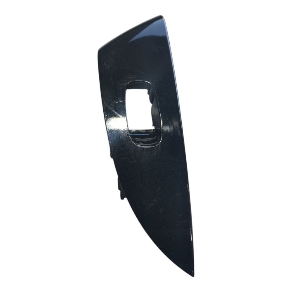 Moldura Botao Vidro Traseiro Esquerdo Nissan Leaf 2023 V632 4