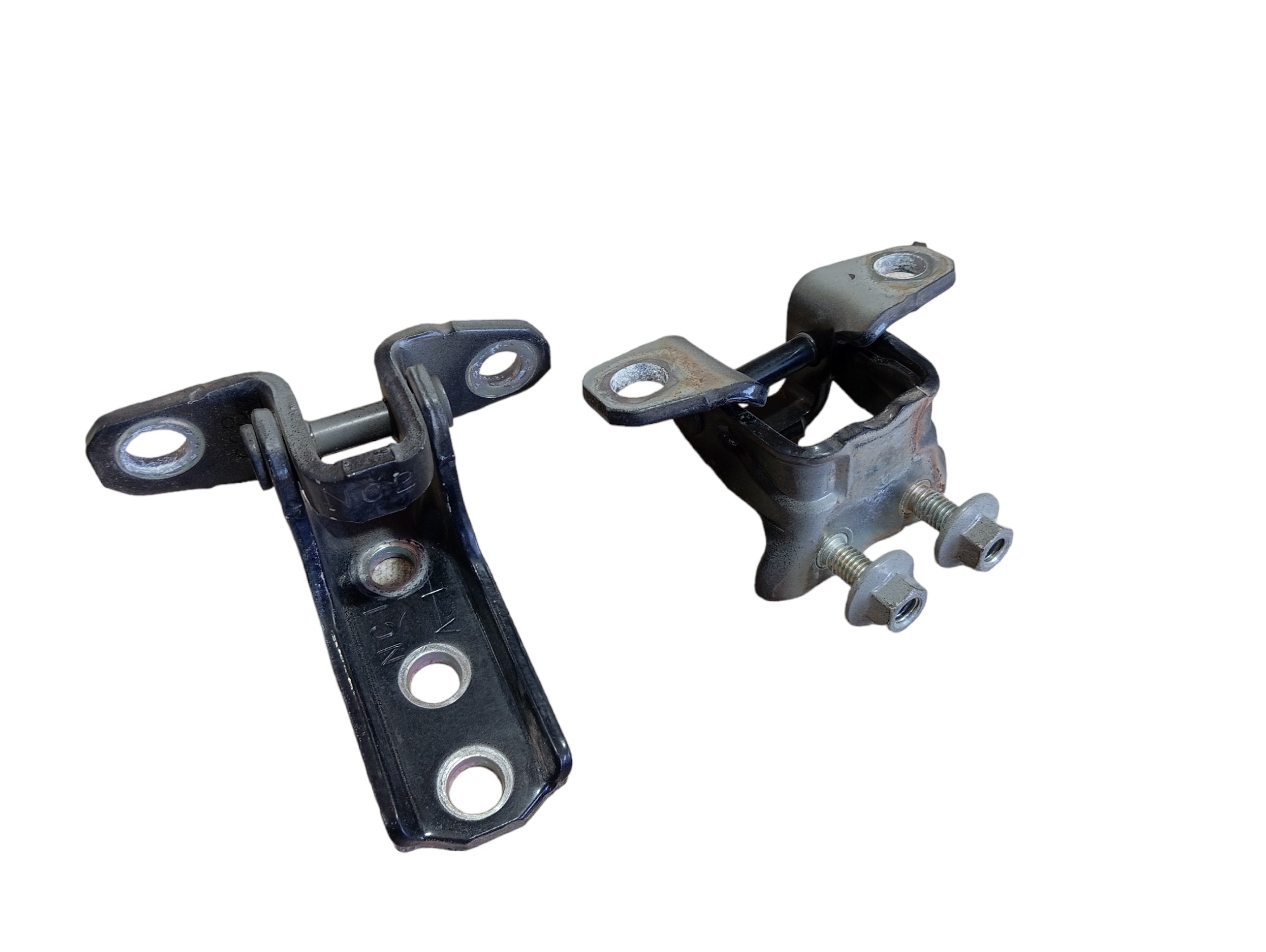 Dobradiça Porta Traseira Esquerda L200 Triton 2015 V593 4