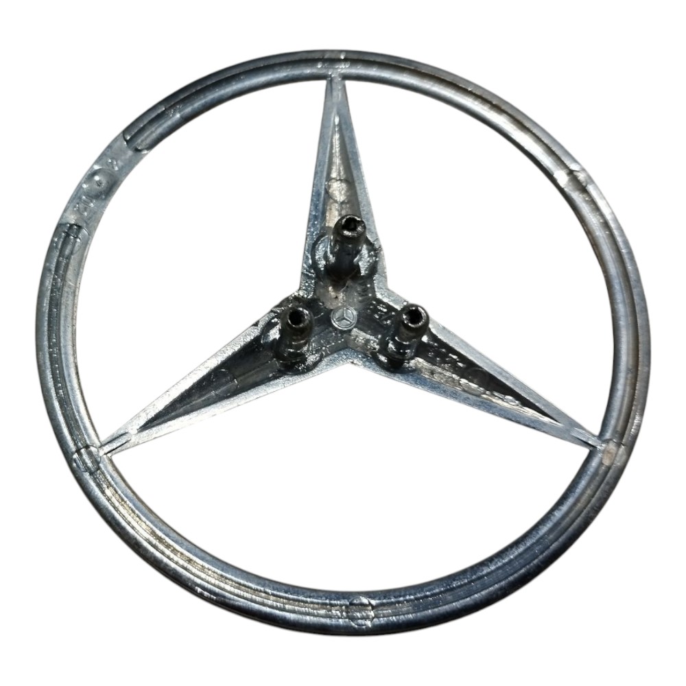 Emblema Traseiro Mercedes C180 2002 2007 V661 Prata 3