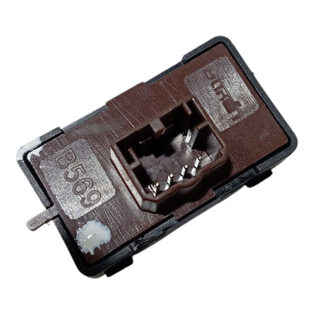Botão Trava Porta Dianteira Direita Ram Rampage 2023 25 V659 7