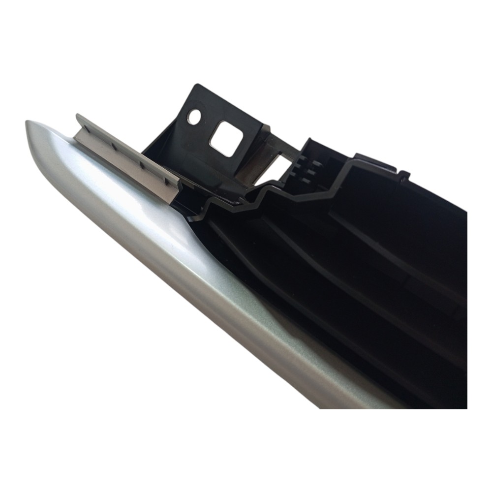 Difusor Ar Direito Gm Tracker 2020 2025 V627 1
