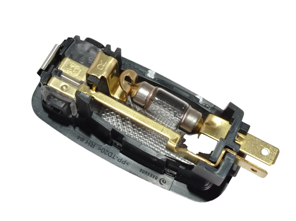 Luz Cortesia Quebra Sol Hyundai Creta 1.0t Tgdi 2023 V609 5