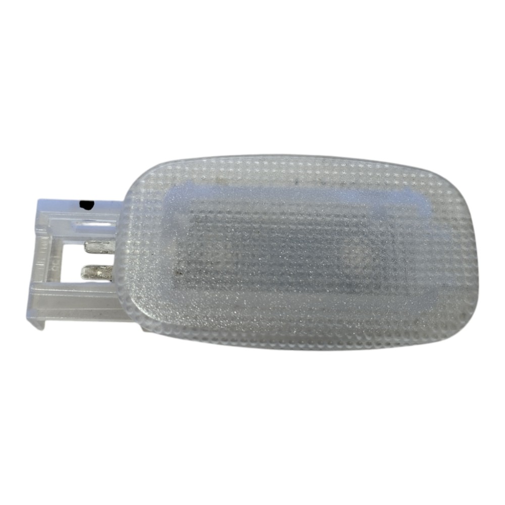 Luz Cortesia Mercedes B180 2010 1.7 V630 5