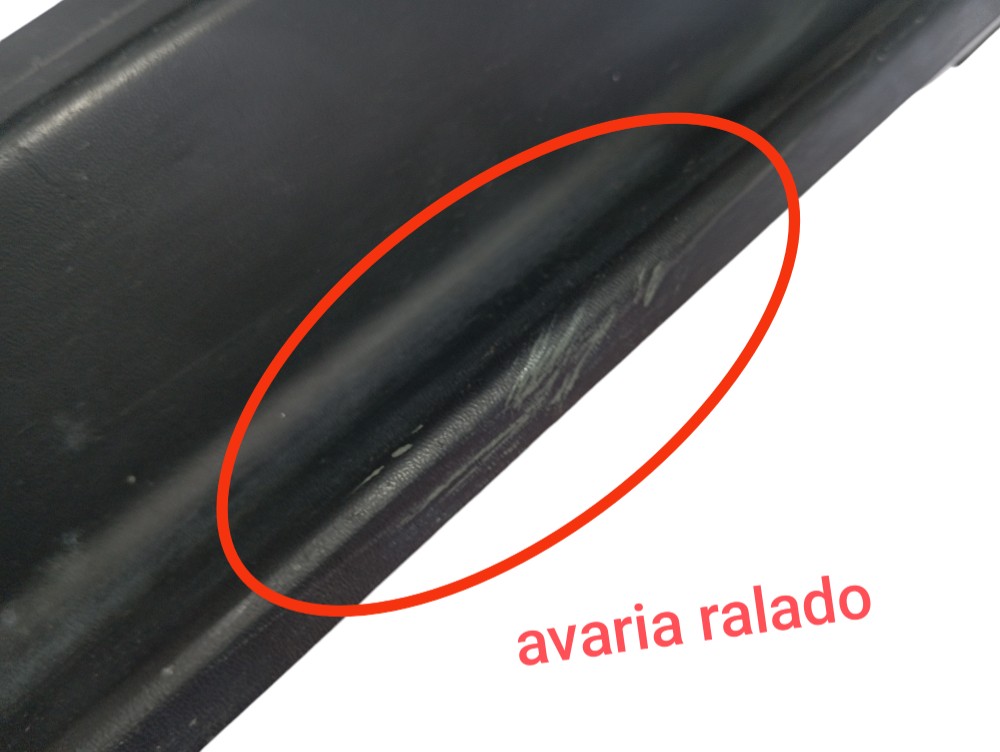 Acabamento Parachoque Traseiro Toyota Land Cruiser 2004 8