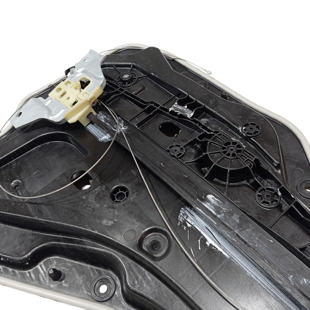 Suporte maquina vidro porta tras direita Song Pro 2025 V669 8