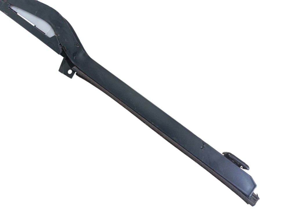 Guia Canaleta Traseira Esquerda Vw Golf 2002 V364 7