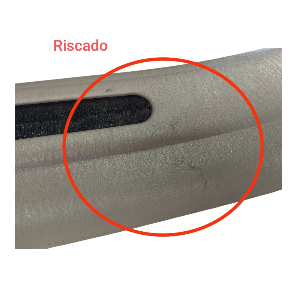 Acabamento Direito Tampa Traseira Chrysle Grand Caravan V578 8