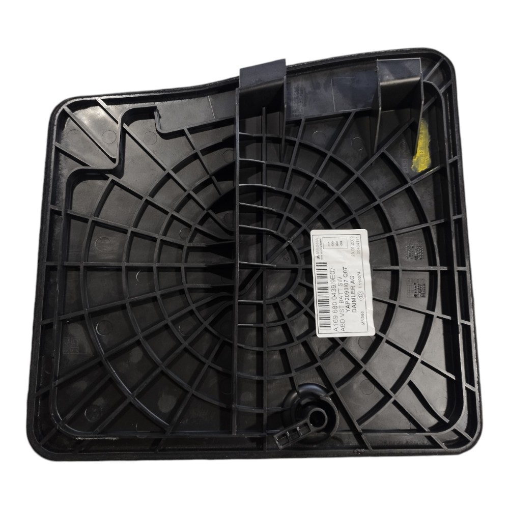Tampa Bateria Mercedes B180 2007 A 2011 V630 8