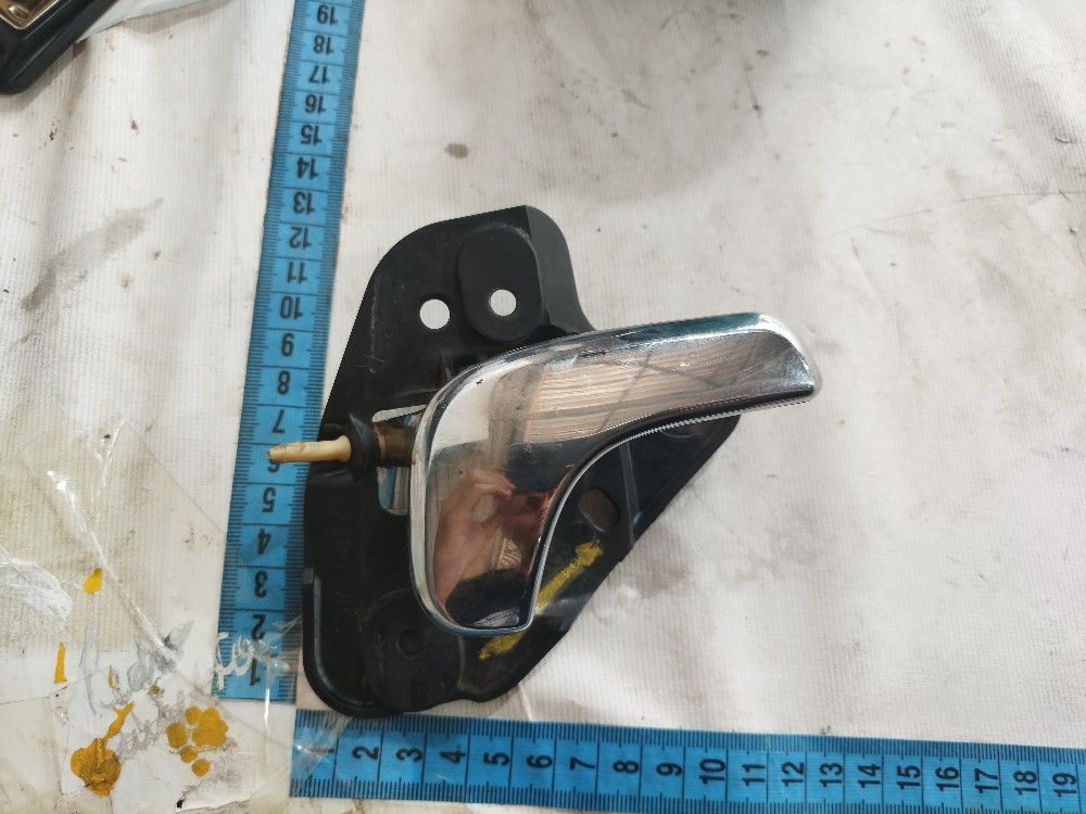 Maçaneta Dianteira Direita Chrysler Grand Caravan 03 V578 6