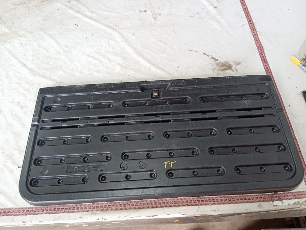 Tampao Assoalho Porta Mala Suzuki Grand Vitara 2012 15 V643 7