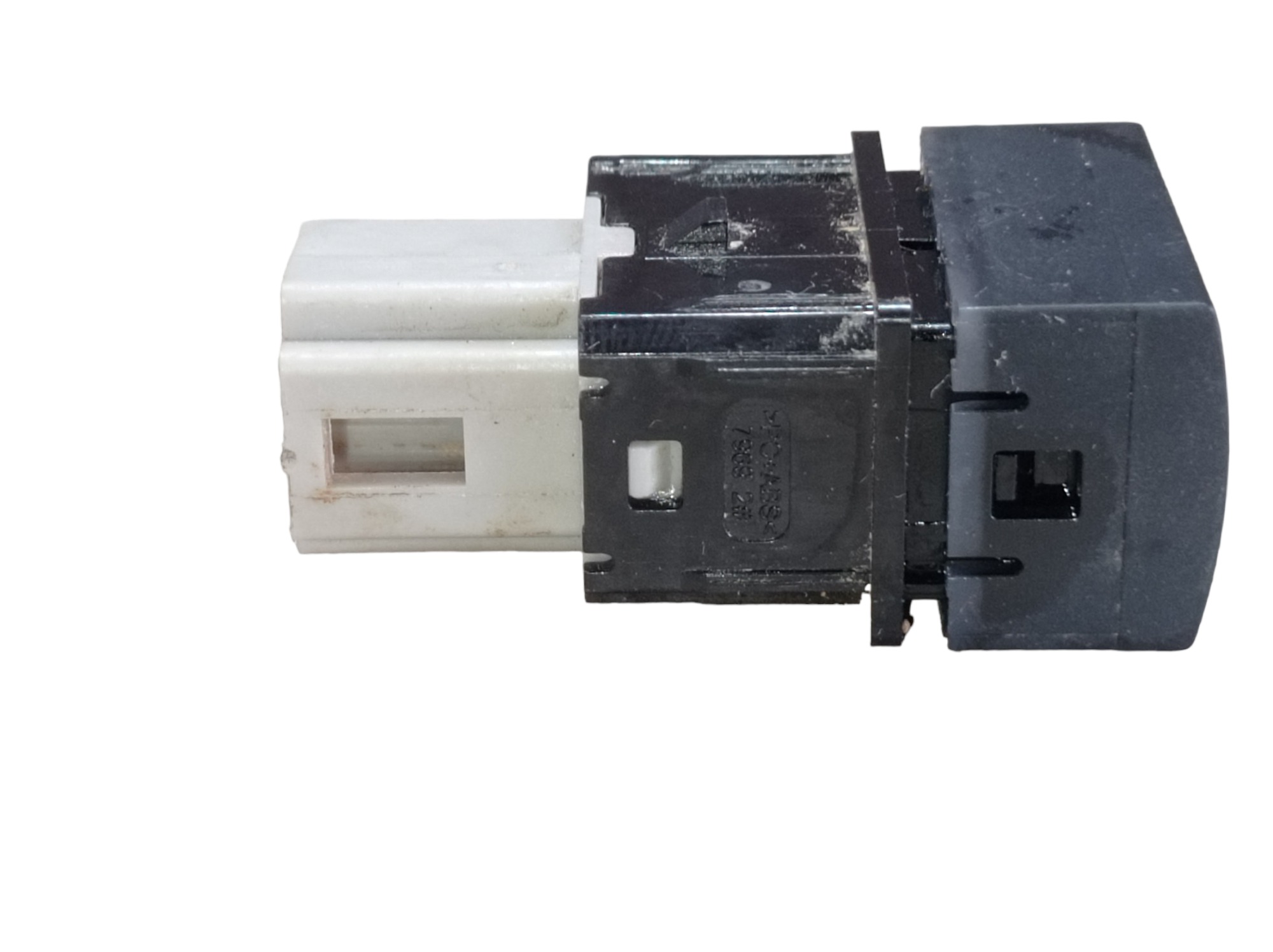 Botao Alarme Nissan Leaf 2022 V589 4