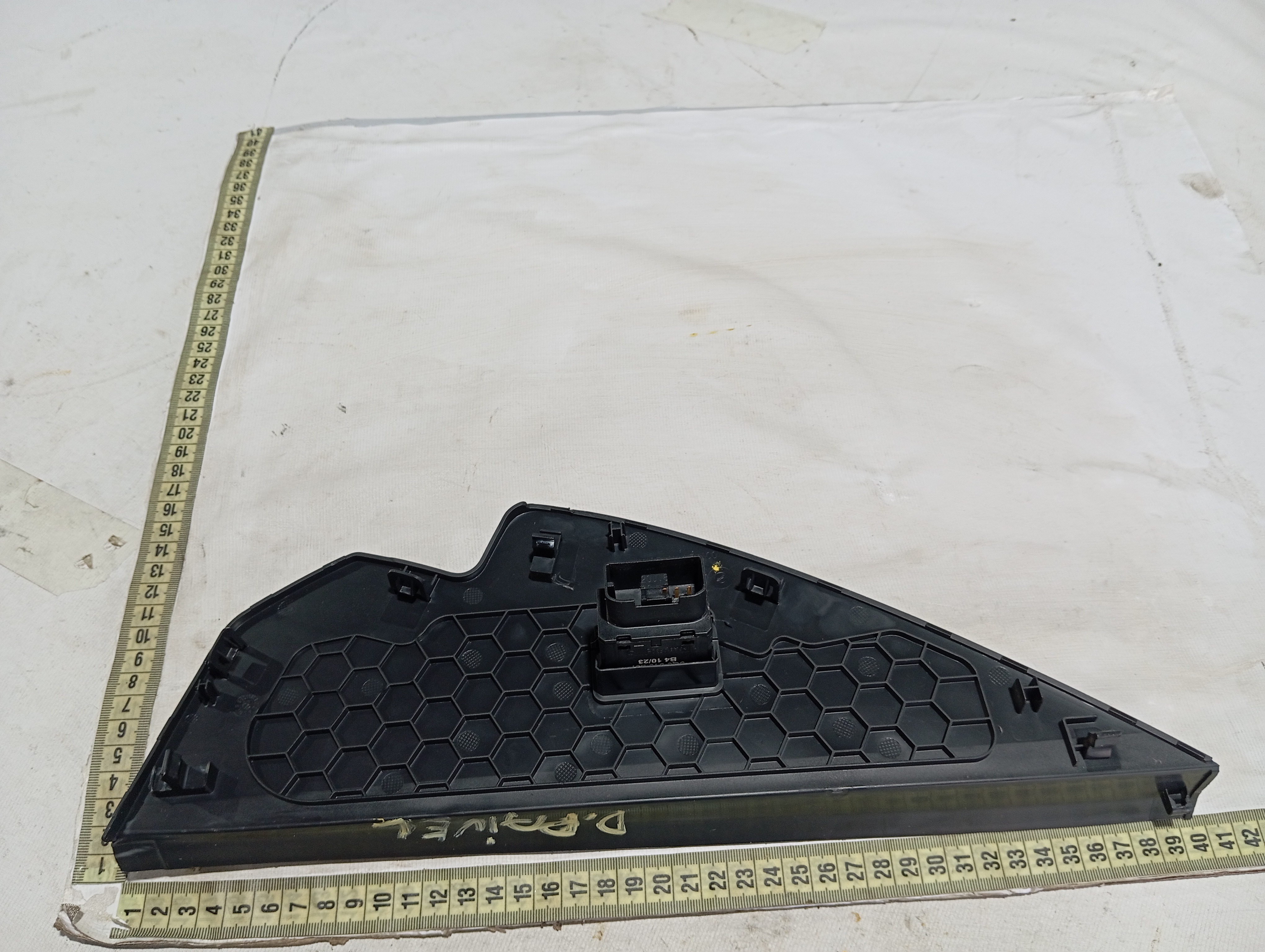 Acabamento Direito Painel Vw Taos Highline 250 2022 24 V601 6