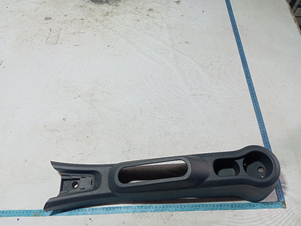 Moldura Console Central Fiat Mobi 2017 2021 10