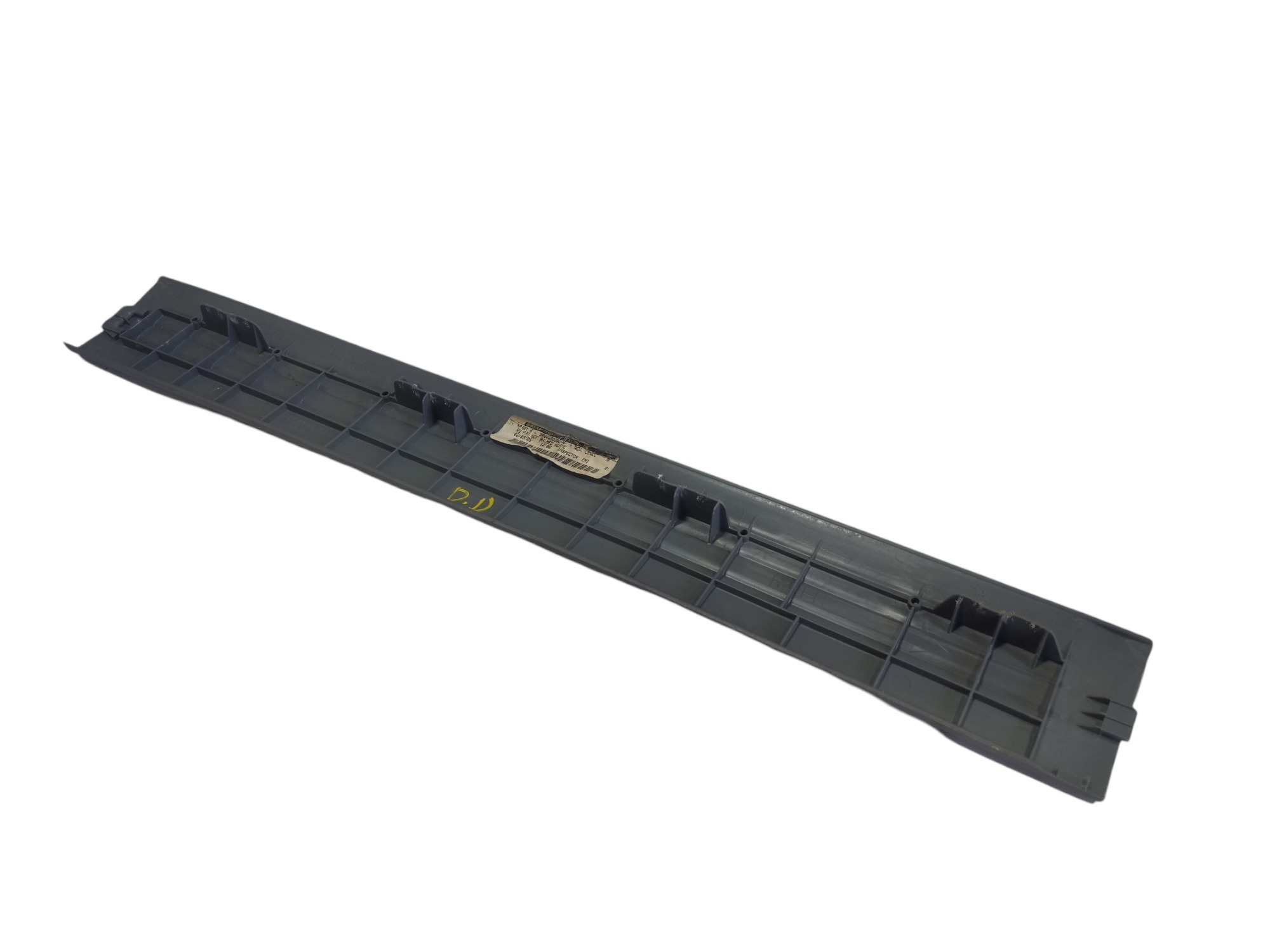 Soleira Dianteira Direita Chrysler Grand Caravan 2005 V586 3