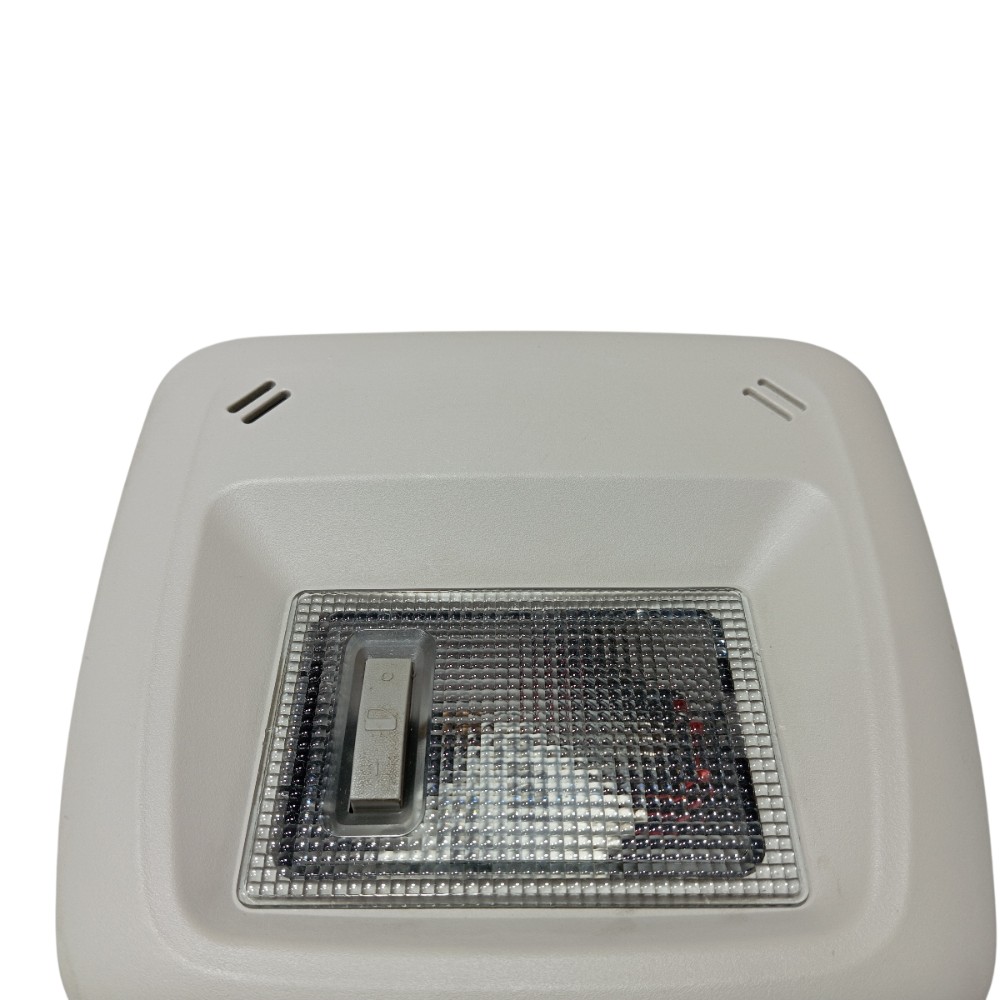 Luz cortesia teto Chevrolet Onix 2018 6