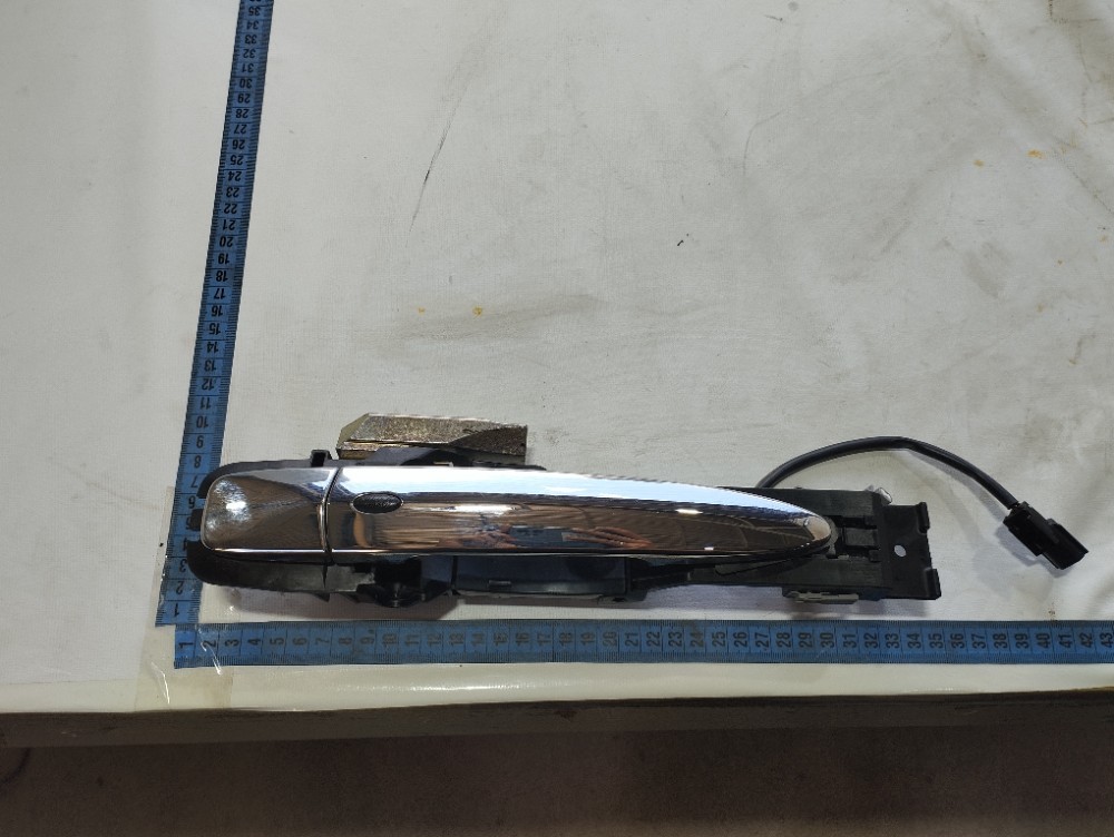 Maçaneta Externa Dianteira Direita Nissan Leaf 2023 V632 8