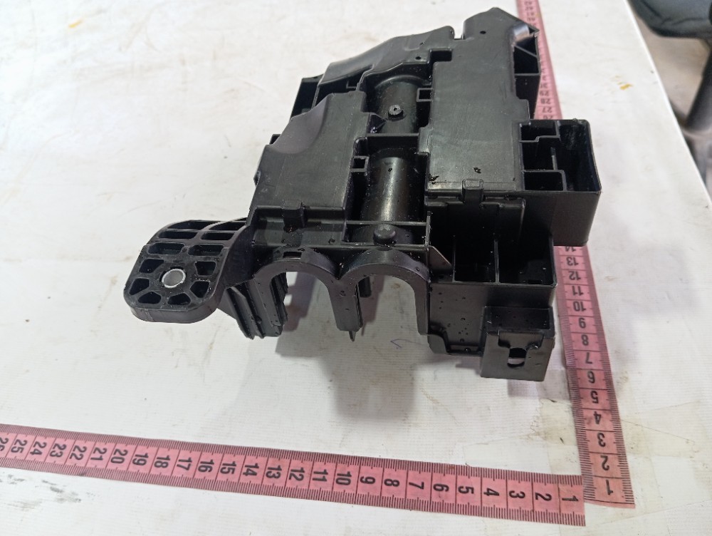 Suporte Caixa Fusível Externa Gm Tracker 2020 2025 V627 7