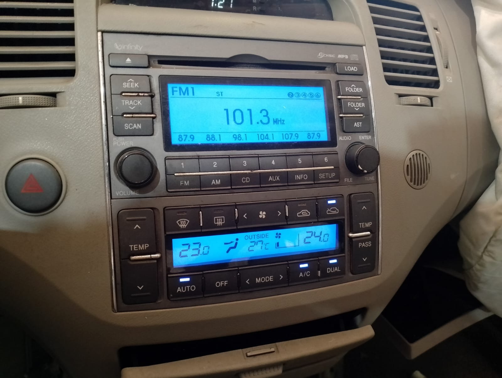 Hyundai azera 3.3 v6 2011 v579 informações gerais 10