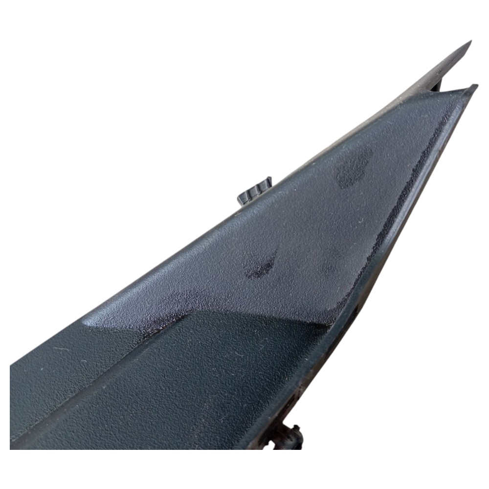 Moldura Direita Churrasqueira Honda Hrv Exl 2023 2025 V644