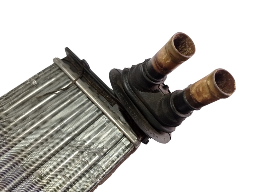 Radiador Ar Quente Vw Passat Alemão 1999 V300 6