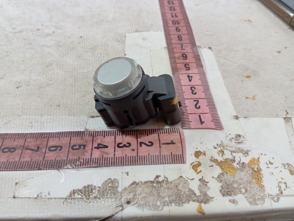 Sensor Estacionamento Tras Central Rover Defender 2022 V645 7