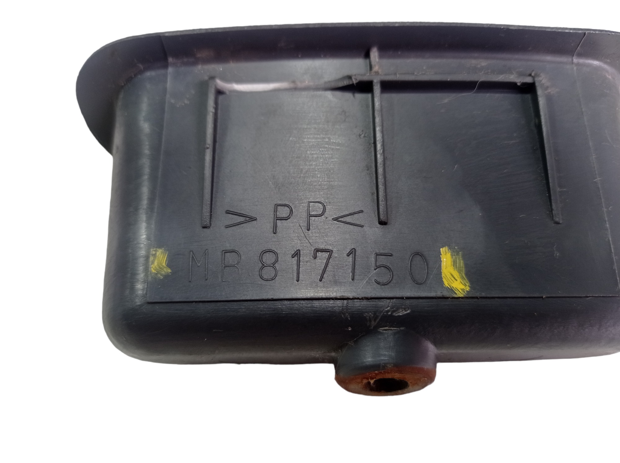 Puxador Interno Porta Traseira Direita Pajero Sport 10 V569 8