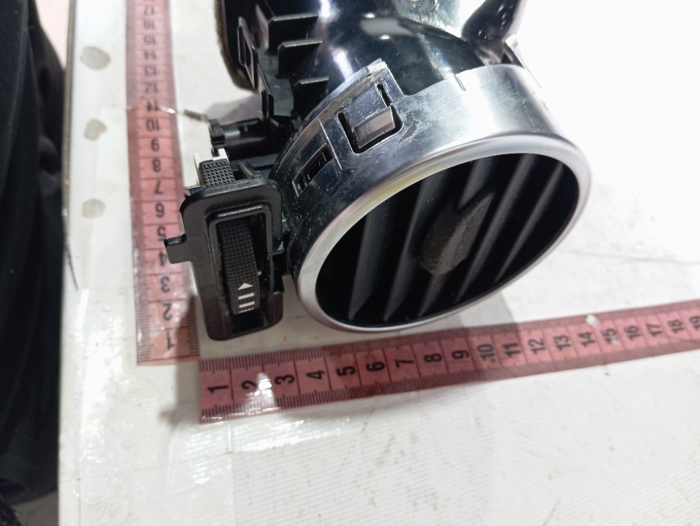 Difusor Ar Esquerdo Central Rover Discovery 3 2007 V635 9