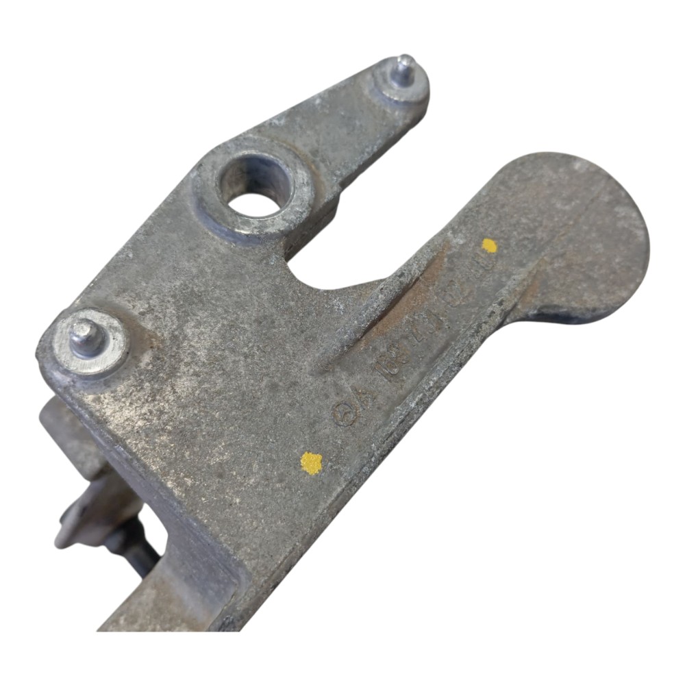 Suporte módulo ABS Mercedes B180 2010 V630 2