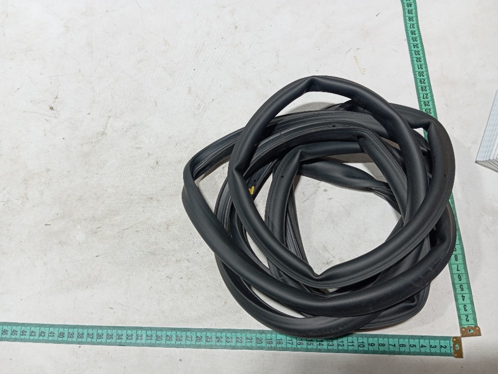 Borracha porta traseira esquerda Byd Song Pro 2025 V669 8