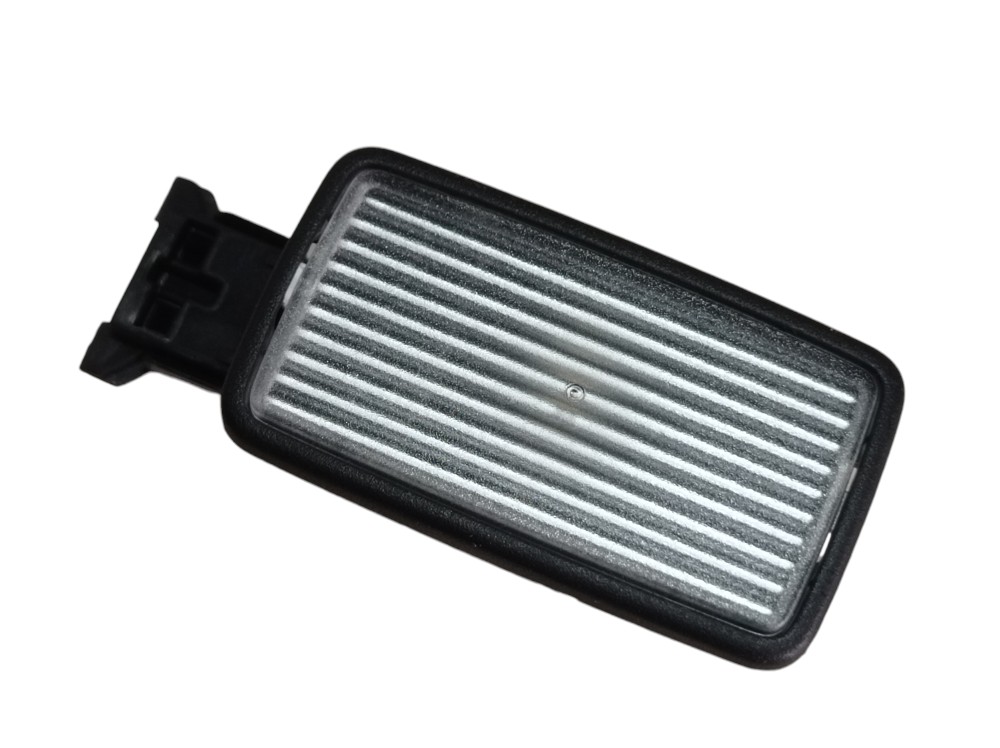 Luz Cortesia Porta Traseira Volvo Xc60 T5 2020 V606