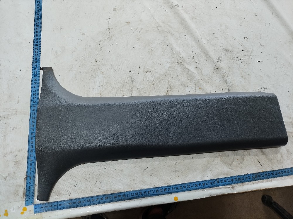 Acabamento Coluna Direita Mitsubishi L200 Sport 2004 V638 8