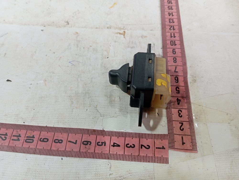 Botão Vidro Porta Traseira Esquerda Grand Caravan 2003 V578 9
