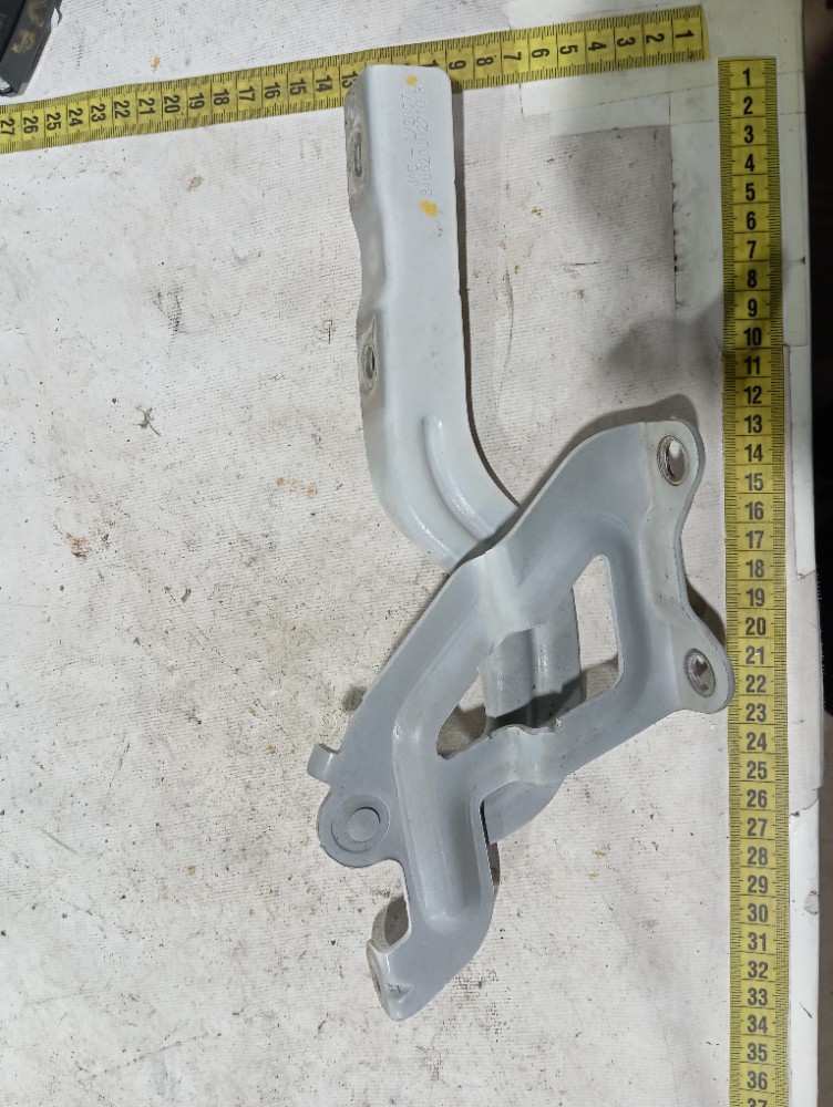 Dobradiça Direita Capô Jac T50 2017 2021 V662 7