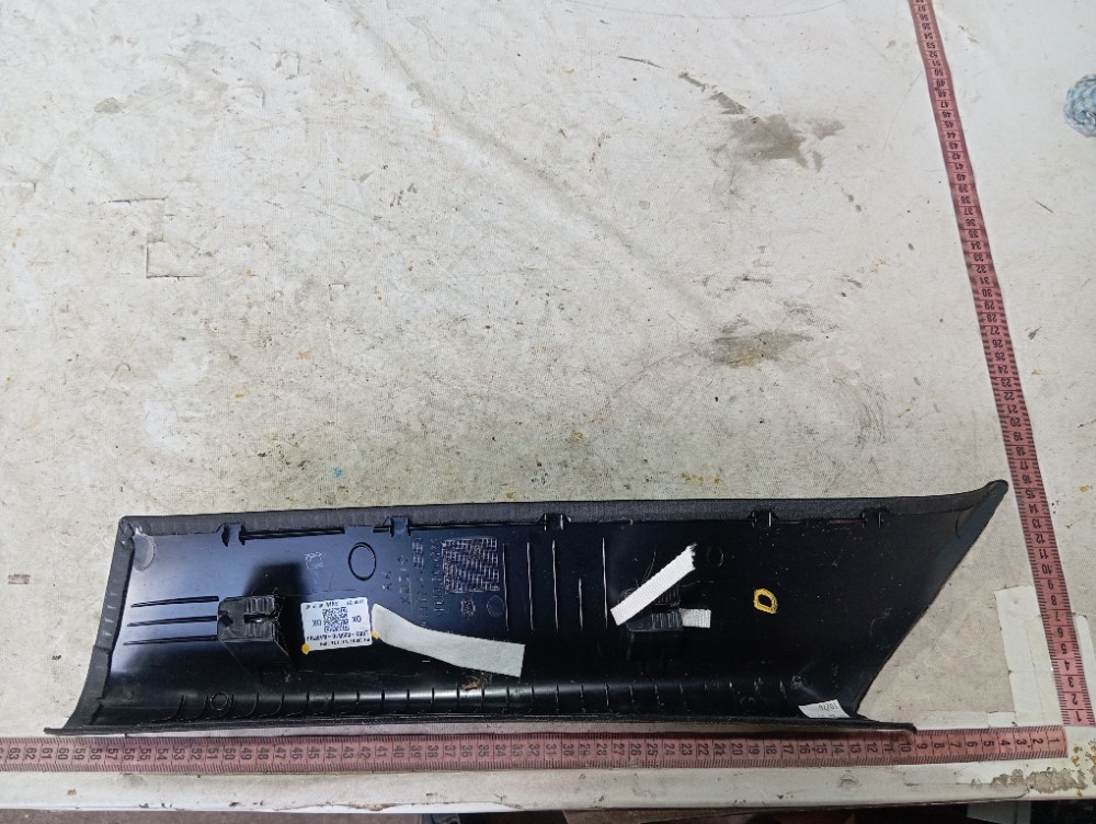 Acabamento Coluna Diant Direita Land Rover Defender 22 V645 9