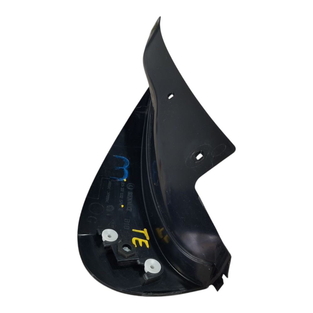 Moldura Externa Traseira Esquerda Renault Zoe 2023 V639 9