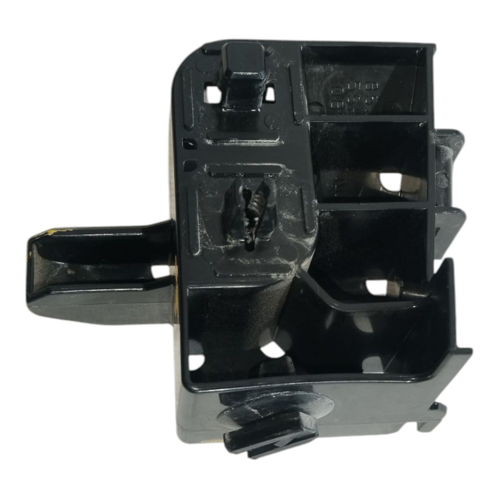 Suporte Parachoque Traseiro Direito Nissan Leaf 2023 V632 4