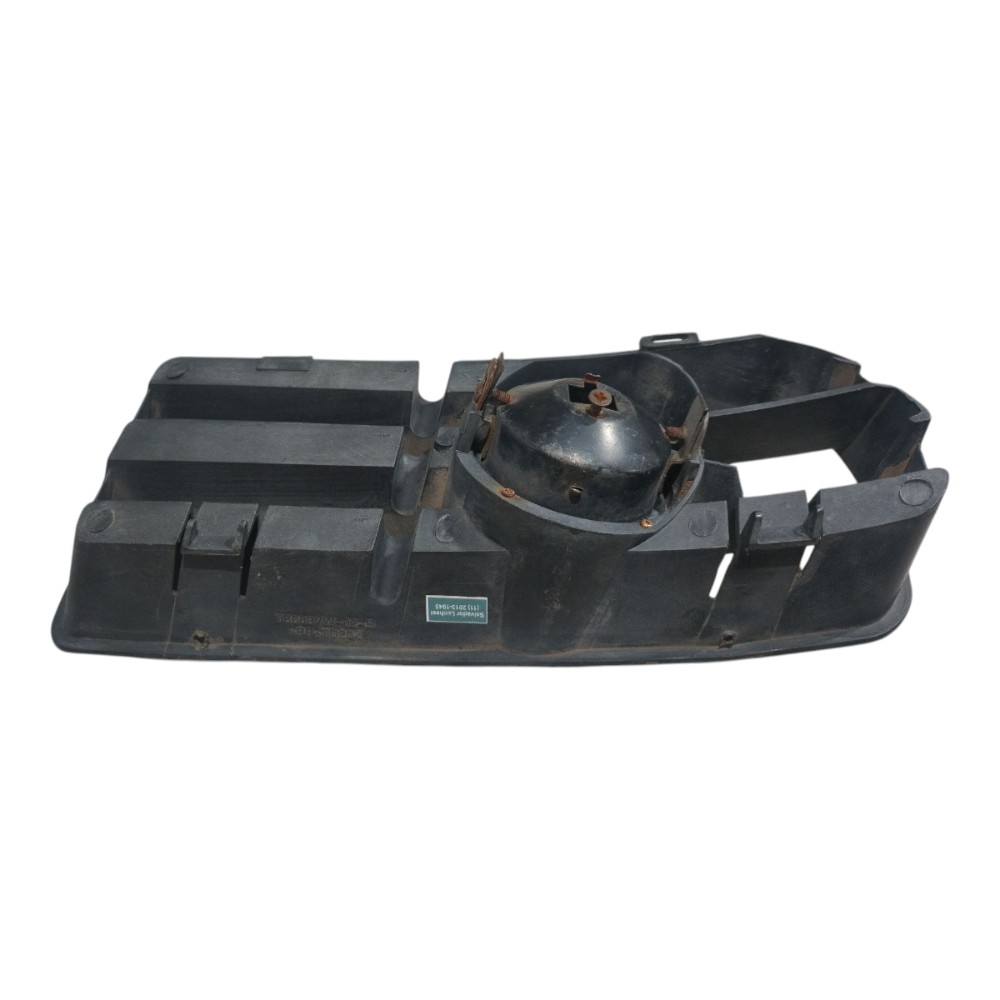 Moldura Farol Milha Direito Vw Golf 2002 V373 2
