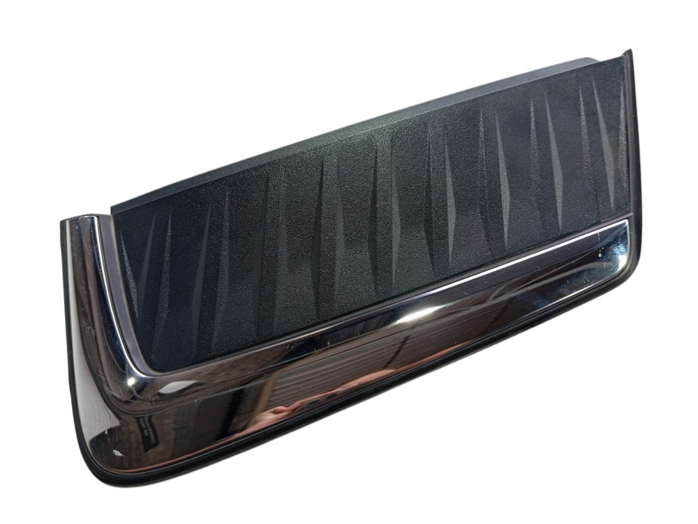 Moldura Traseira Esquerda Chery Tiggo 5xsport 2024 V621 8