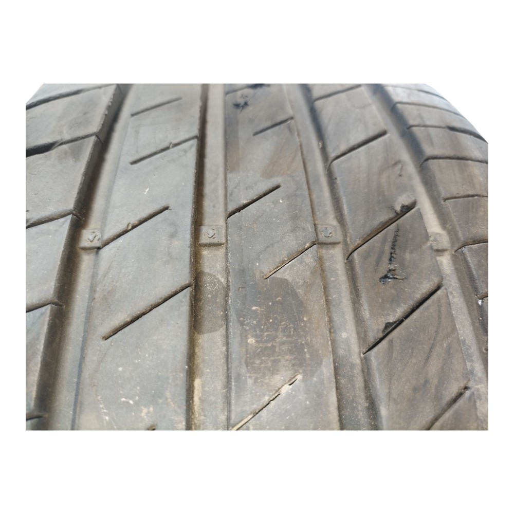 Pneu Goodyear 215/50r17 V632 8