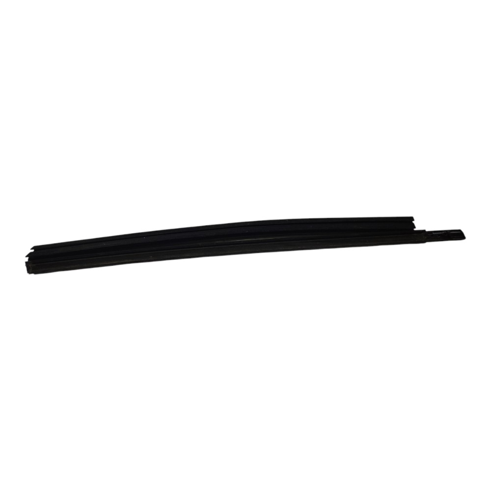 Pestana Dianteira Esquerda Gm Tracker 2020 2025 V627 1