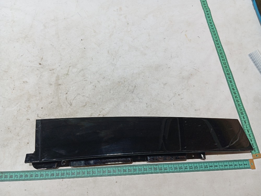 Moldura ext porta traseira esquerda Byd Song Pro 2025 V669 9