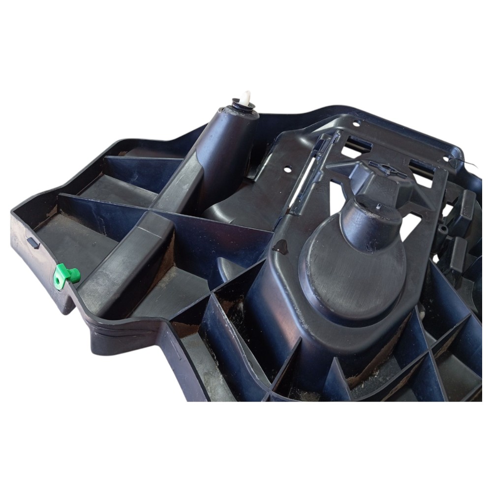 Guia Esquerdo Parachoque Traseiro Volvo V40 T3 2013 19 V652 3