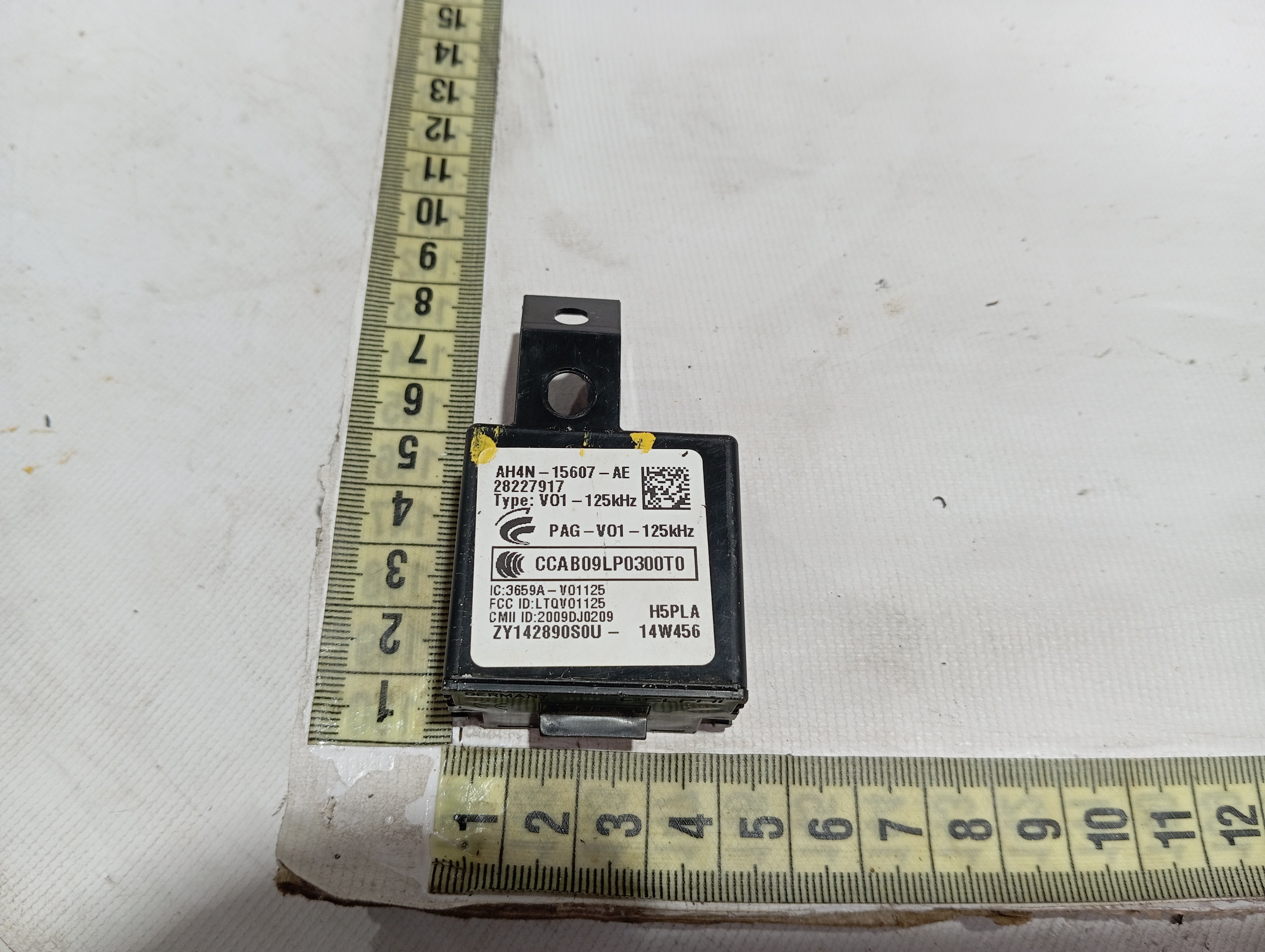 Sensor Keyless Range Rover Evoque 2015 V600 6