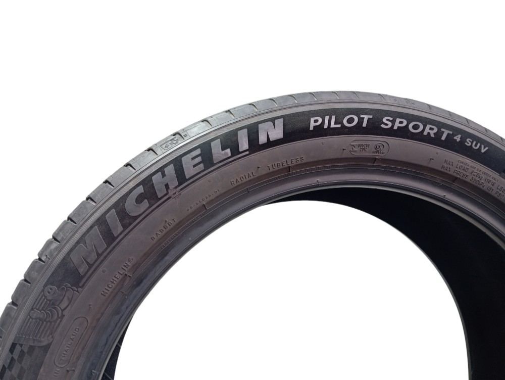 Pneu Aro 21 Michelin Pilot Sport 4 Suv 235/50 R21