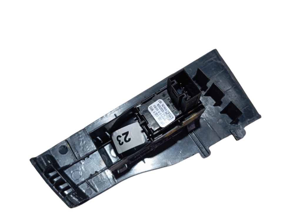Botão Vidro Porta Traseira Direita Vw Nivus Hl Tsi 2024 V608 2