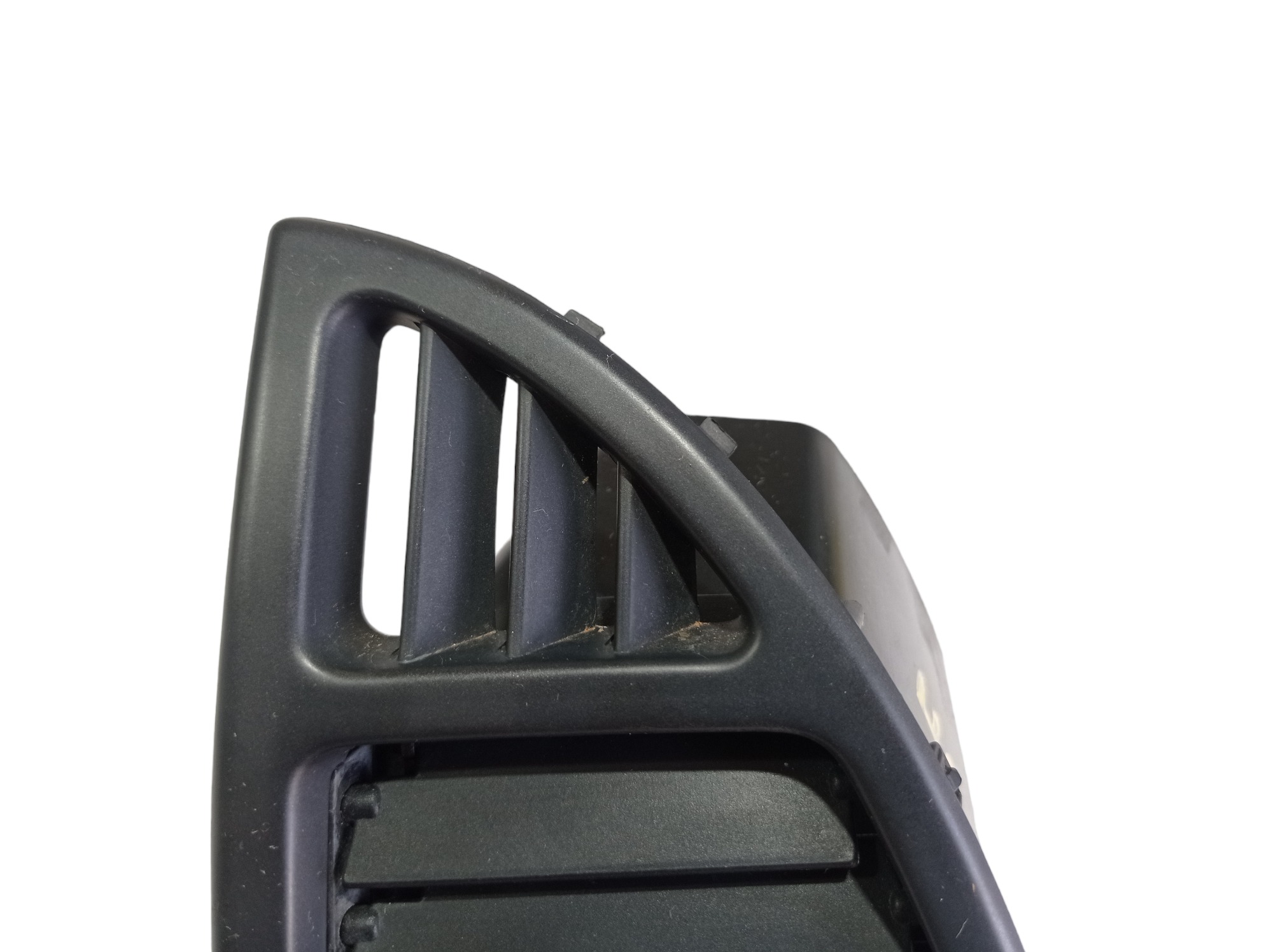 Difusor Ar Esquerdo Chery Cielo 2010 A 2012 V514 8