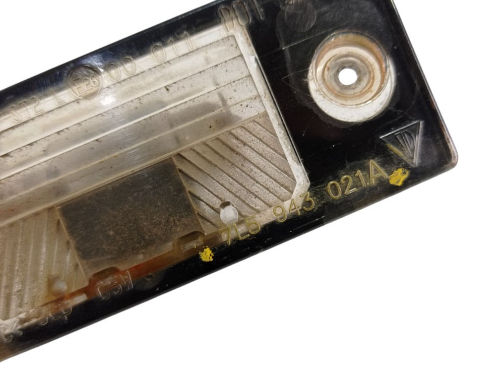 Luz Placa Porsche Cayenne 2003 V371 4