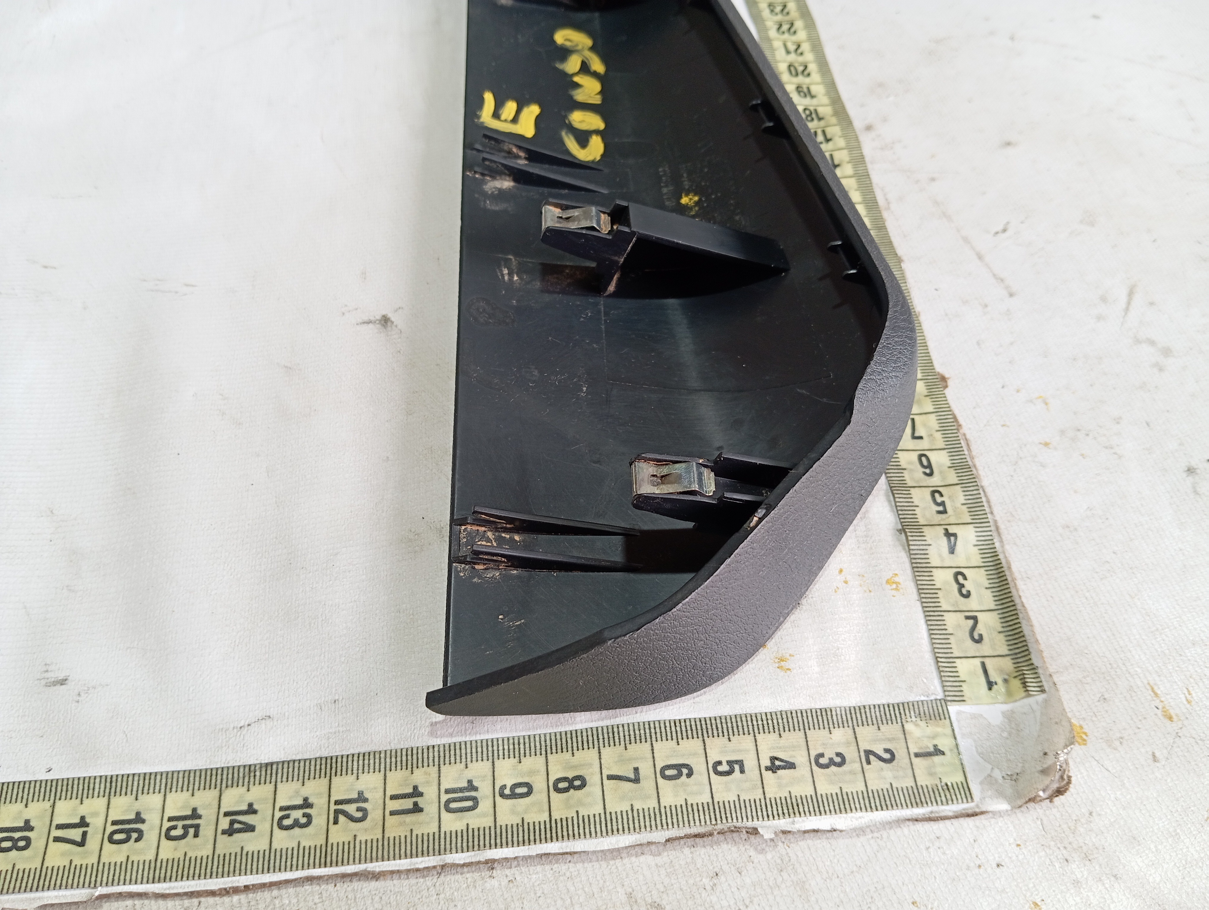 Acabamento Esquerdo Console Nissan Leaf 2022 V589 8