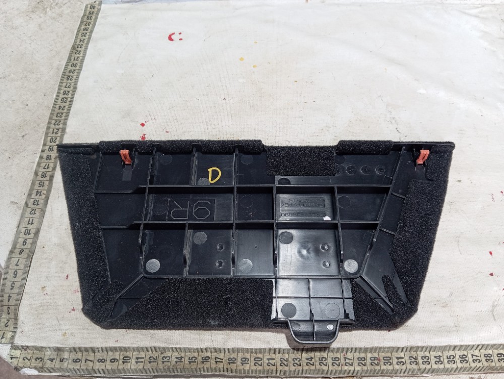 Acabamento Direito Porta Malas Lexus Rx500hf 2023 V619 10
